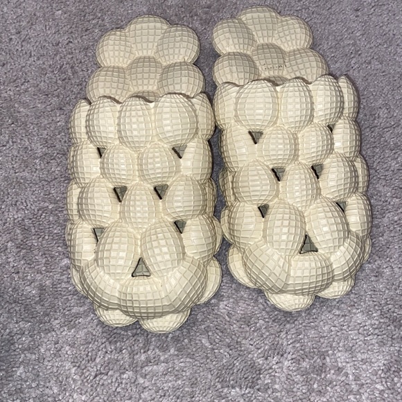 Bubble slides size 11 or 12 - Picture 4 of 4